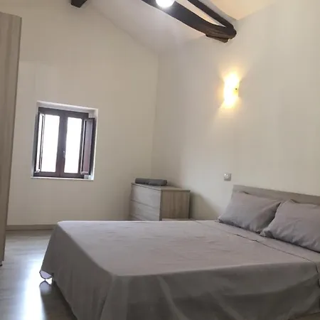 Domus Anna Селарджус